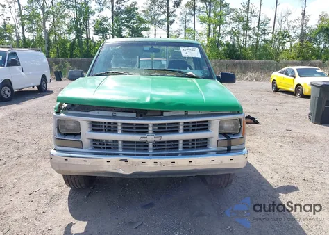 2000 Chevrolet C3500 z USA, uszkodzony, nr VIN 1GCGC34R1YR143112